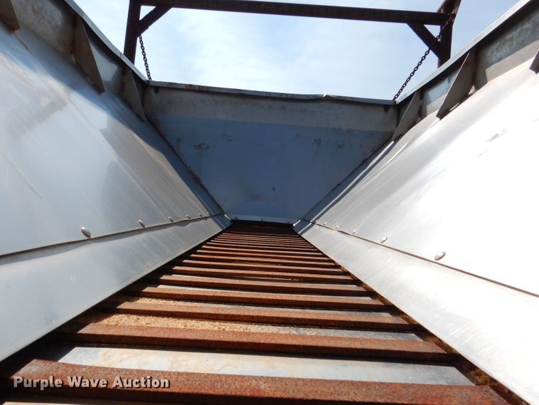 image for item DL3070 1995 Ford L9000  dump truck