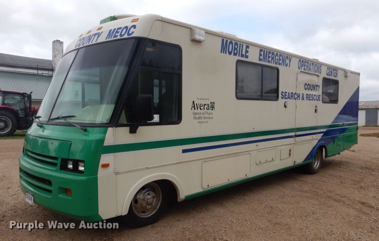 image for item DL6305 1994 Winnebago SCG34RS  mobile command center