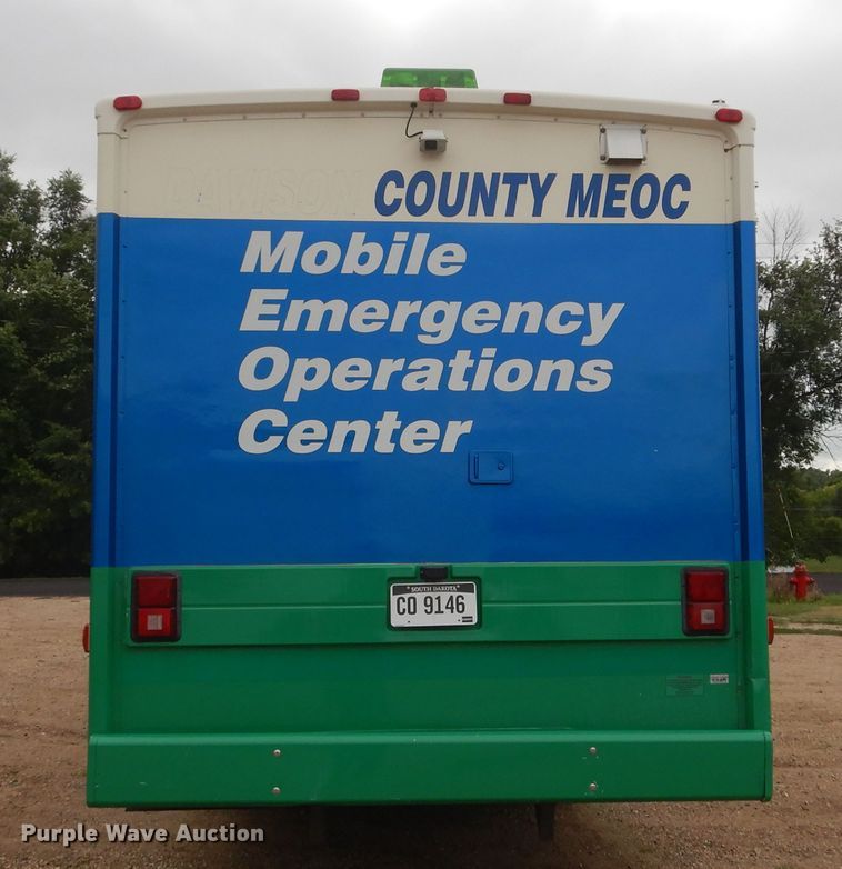 image for item DL6305 1994 Winnebago SCG34RS  mobile command center