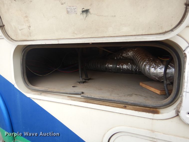 image for item DL6305 1994 Winnebago SCG34RS  mobile command center