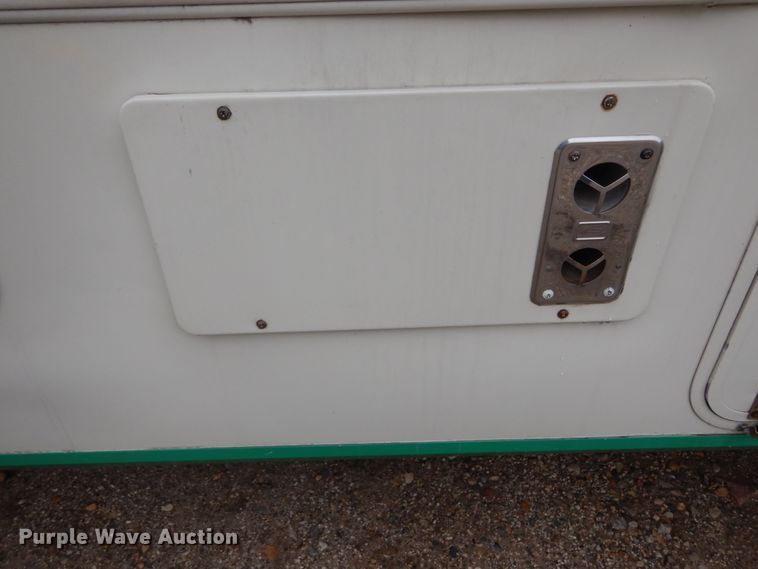 image for item DL6305 1994 Winnebago SCG34RS  mobile command center