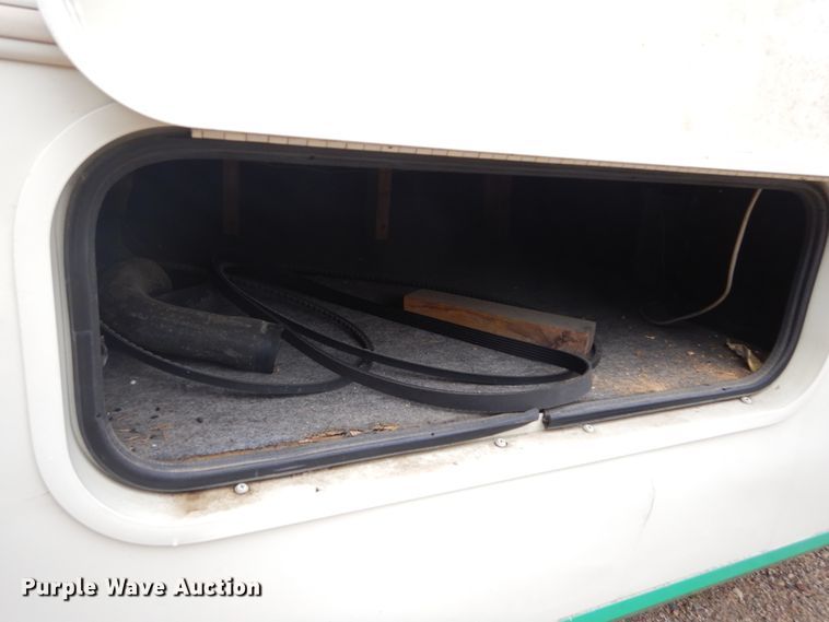 image for item DL6305 1994 Winnebago SCG34RS  mobile command center