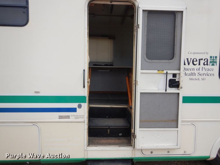 image for item DL6305 1994 Winnebago SCG34RS  mobile command center