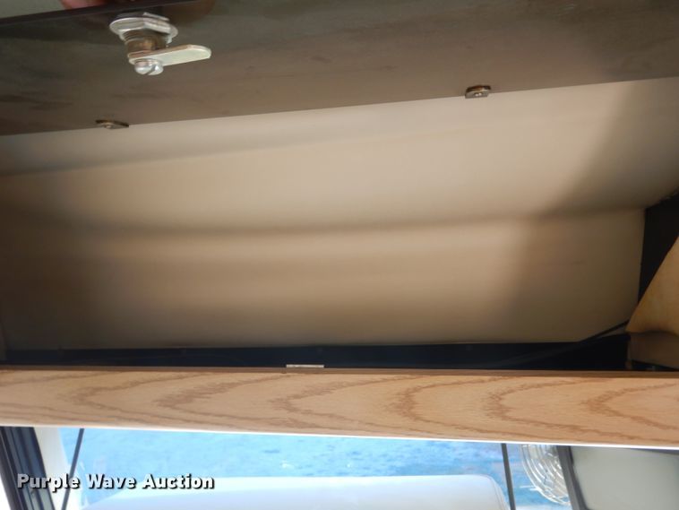 image for item DL6305 1994 Winnebago SCG34RS  mobile command center