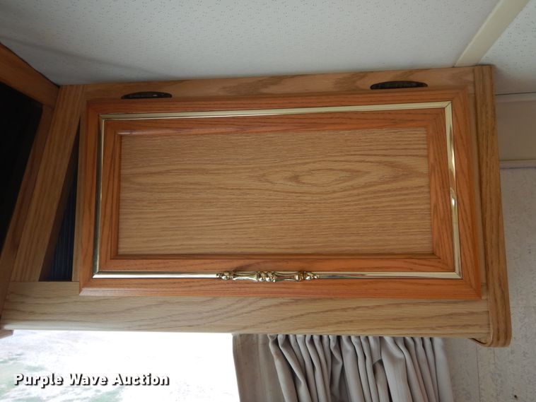 image for item DL6305 1994 Winnebago SCG34RS  mobile command center