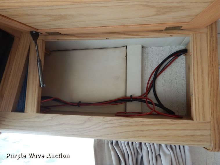 image for item DL6305 1994 Winnebago SCG34RS  mobile command center