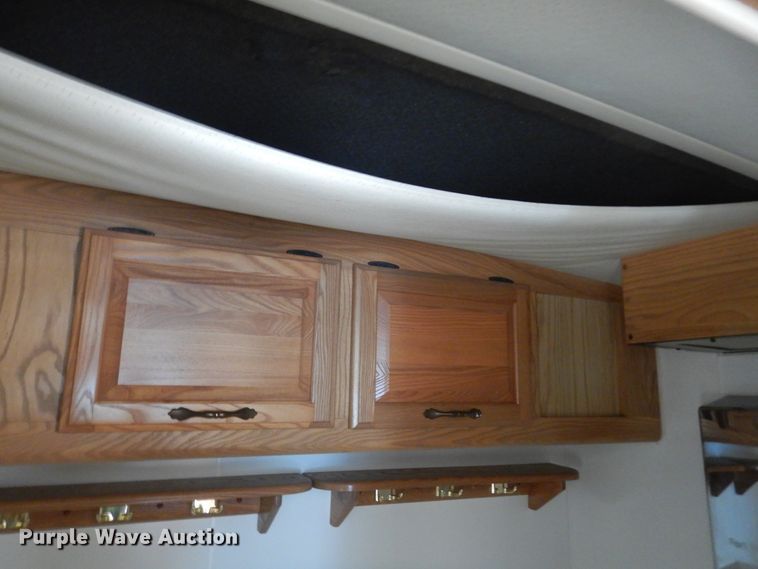 image for item DL6305 1994 Winnebago SCG34RS  mobile command center