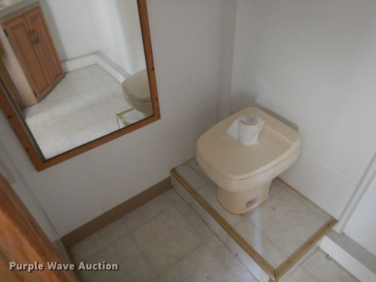 image for item DL6305 1994 Winnebago SCG34RS  mobile command center