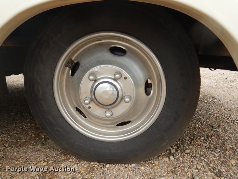 image for item DL6305 1994 Winnebago SCG34RS  mobile command center