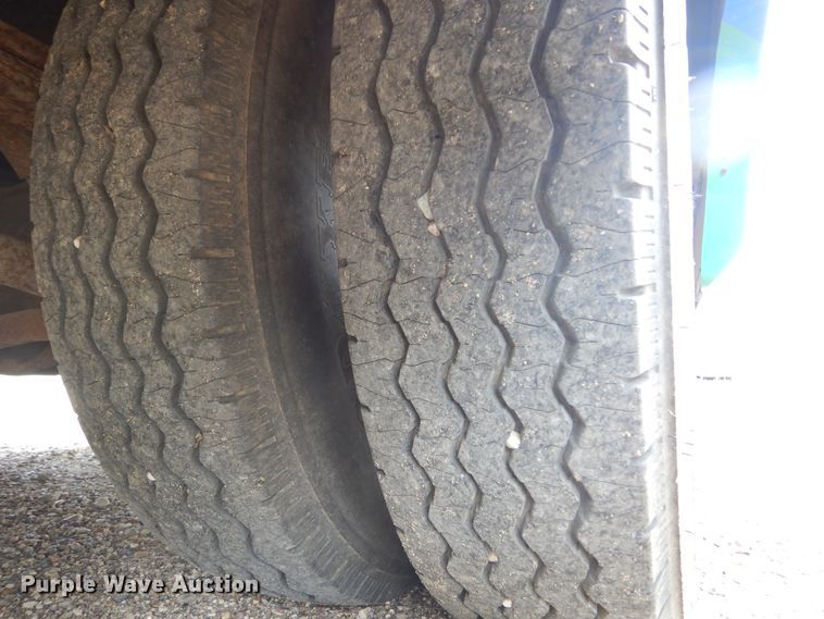 image for item DL6305 1994 Winnebago SCG34RS  mobile command center