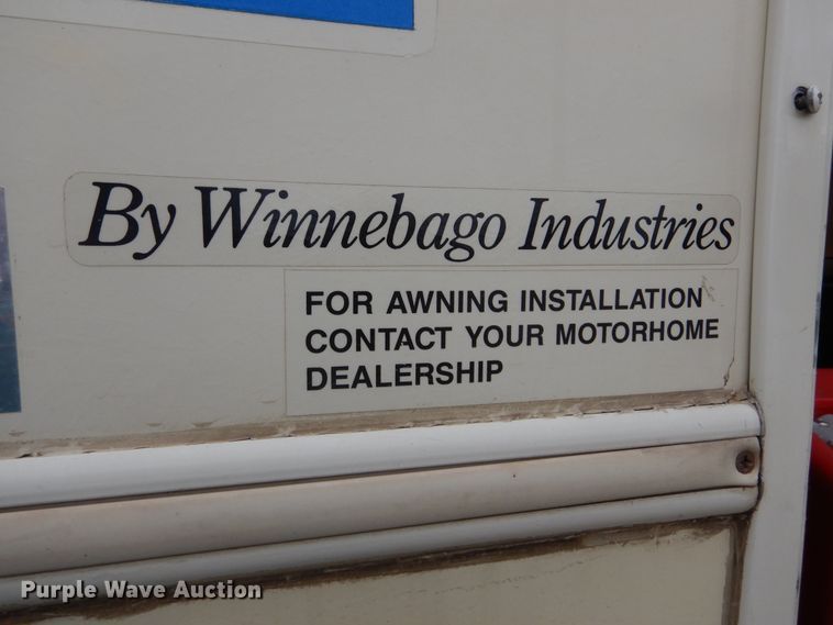 image for item DL6305 1994 Winnebago SCG34RS  mobile command center