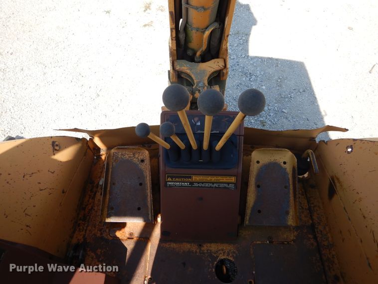 image for item DL6309 1992 Case 580 Super K  backhoe