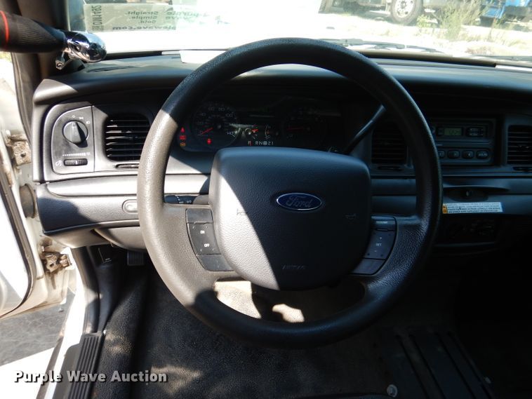 image for item DM1492 2010 Ford Crown Victoria Police Interceptor