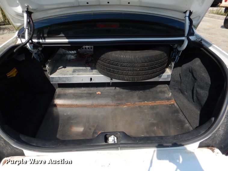 image for item DM1492 2010 Ford Crown Victoria Police Interceptor