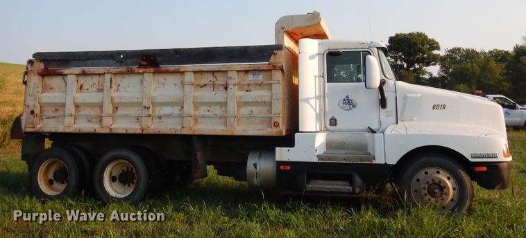 image for item DM5070 1993 Kenworth T600  dump truck