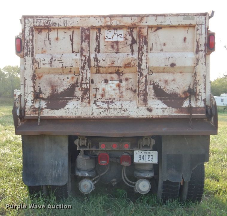 image for item DM5070 1993 Kenworth T600  dump truck