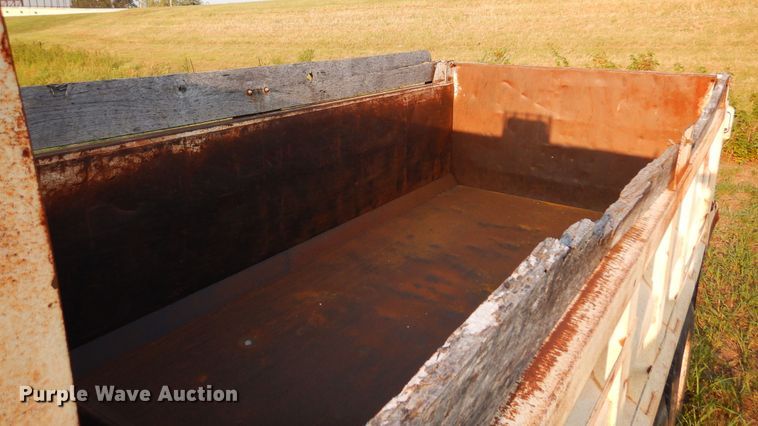 image for item DM5070 1993 Kenworth T600  dump truck