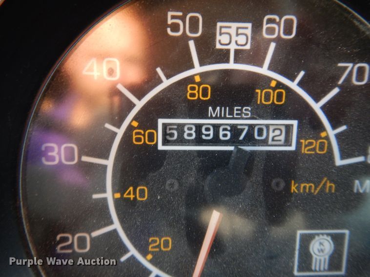 image for item DM5070 1993 Kenworth T600  dump truck