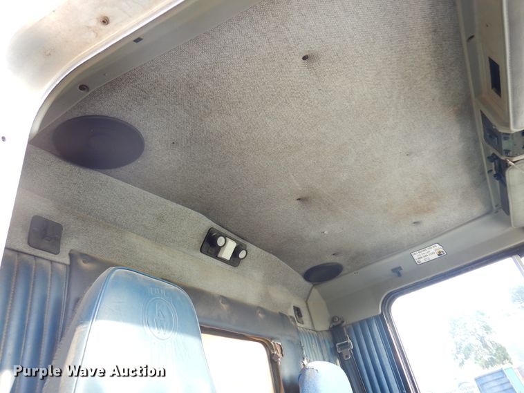 image for item DM5070 1993 Kenworth T600  dump truck