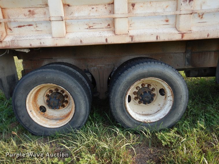 image for item DM5070 1993 Kenworth T600  dump truck