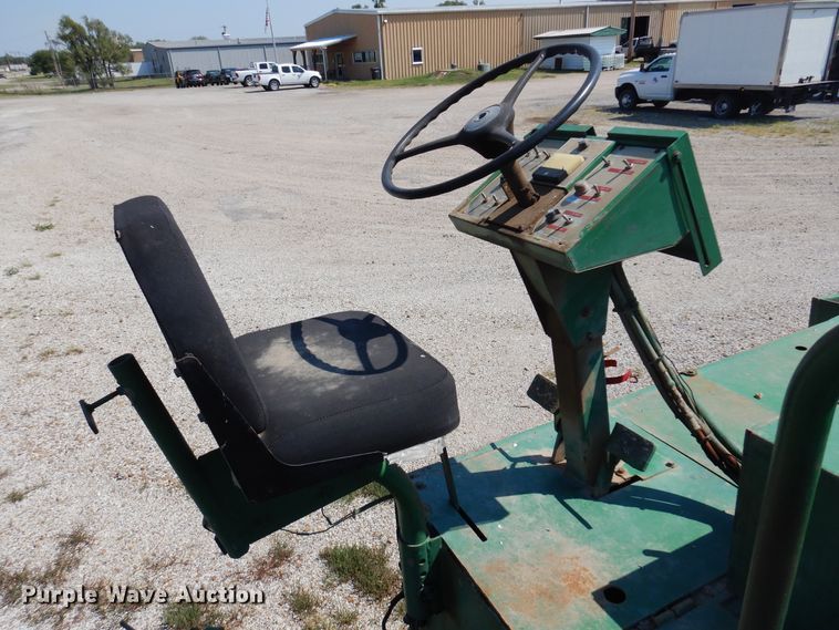 image for item DM5075 Barber Greene SB-131  paver