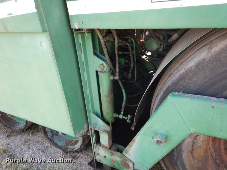 image for item DM5075 Barber Greene SB-131  paver