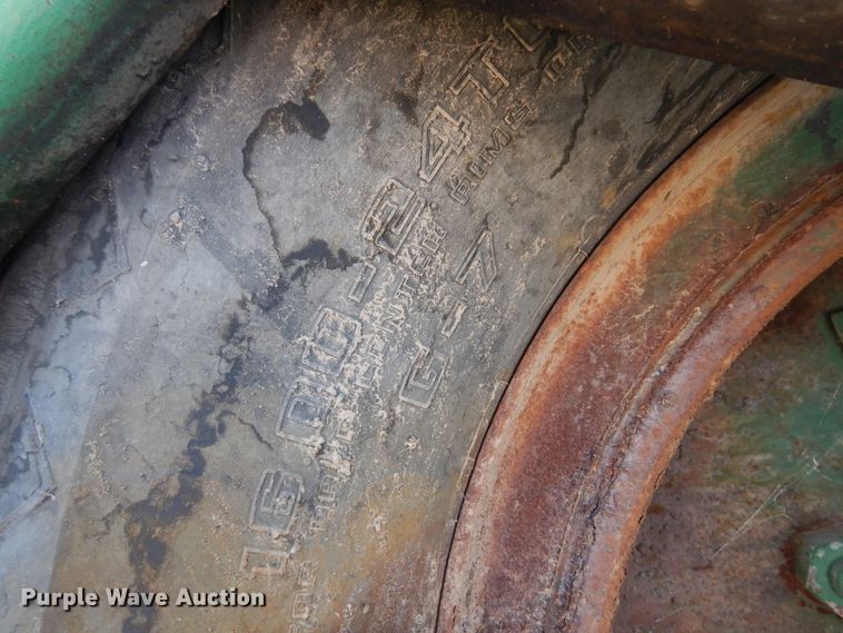 image for item DM5075 Barber Greene SB-131  paver