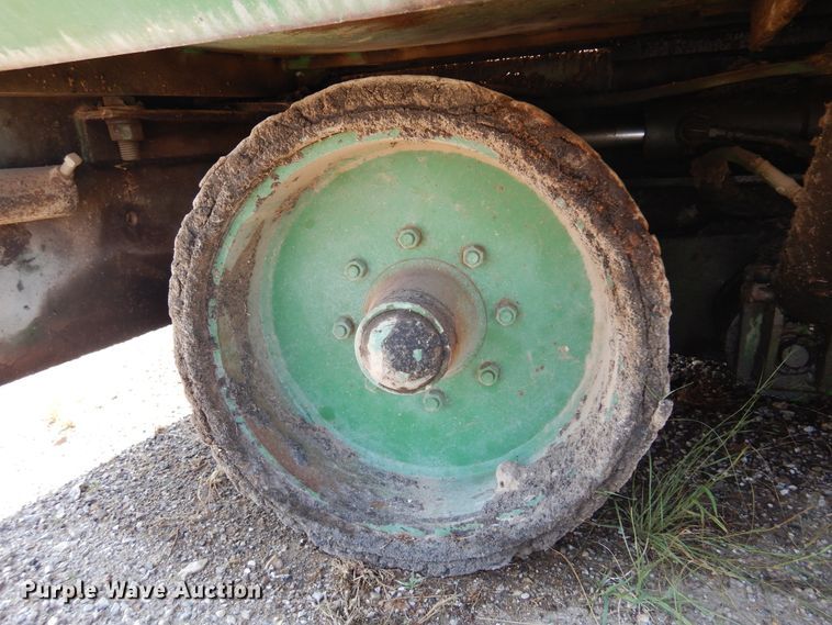 image for item DM5075 Barber Greene SB-131  paver