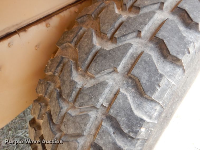 image for item DM6391 2007 US Army M1101  utility trailer