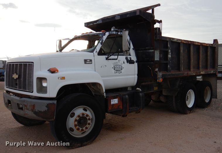 image for item DM6409 1999 Chevrolet C7500  dump truck