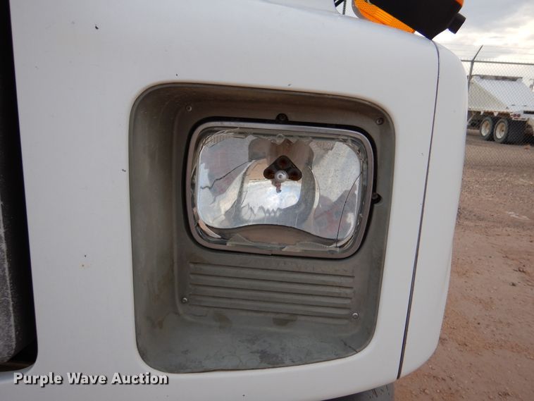 image for item DM6409 1999 Chevrolet C7500  dump truck