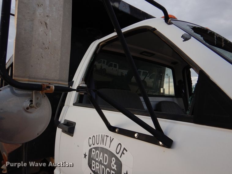 image for item DM6409 1999 Chevrolet C7500  dump truck