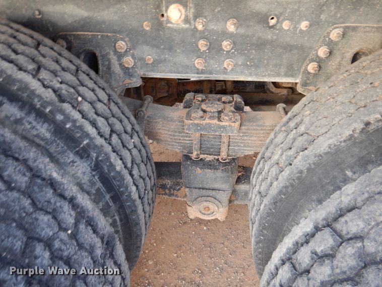 image for item DM6409 1999 Chevrolet C7500  dump truck