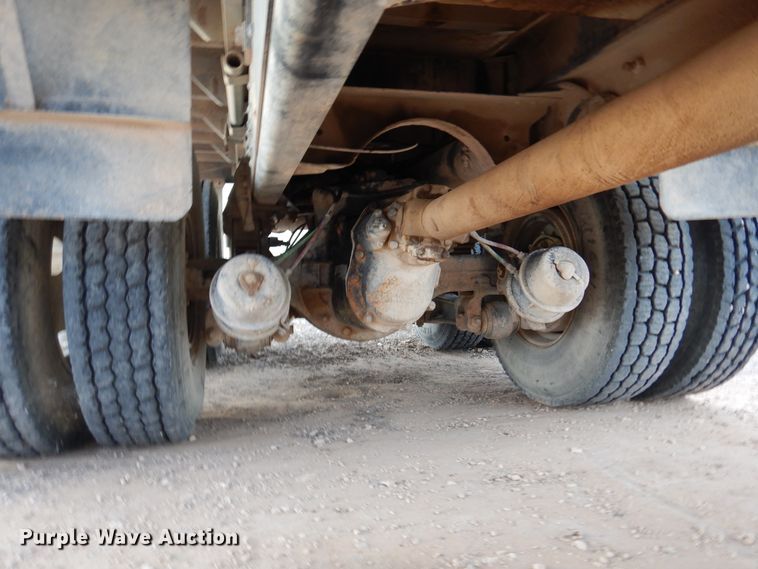 image for item DM6409 1999 Chevrolet C7500  dump truck