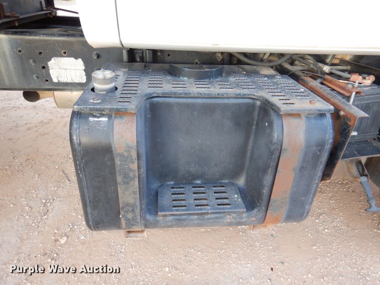 image for item DM6409 1999 Chevrolet C7500  dump truck