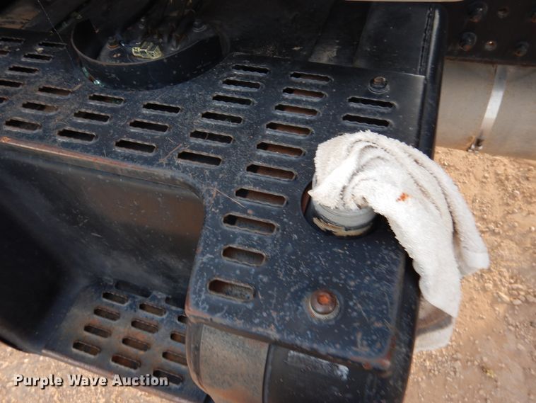 image for item DM6409 1999 Chevrolet C7500  dump truck