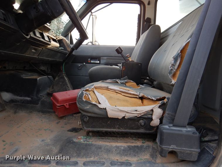 image for item DM6409 1999 Chevrolet C7500  dump truck