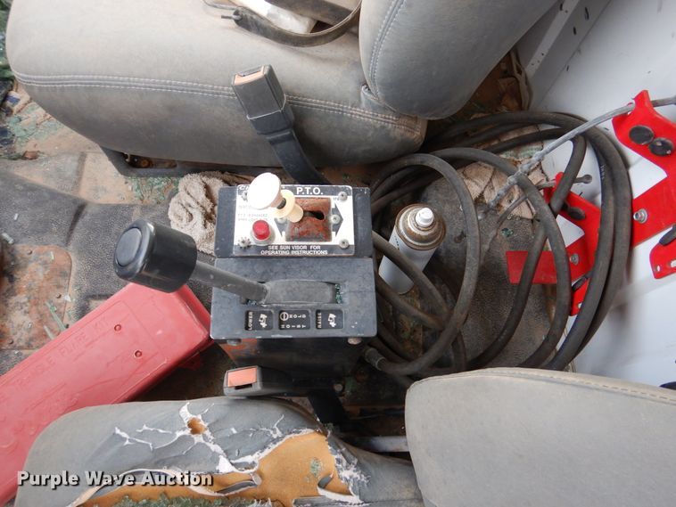 image for item DM6409 1999 Chevrolet C7500  dump truck