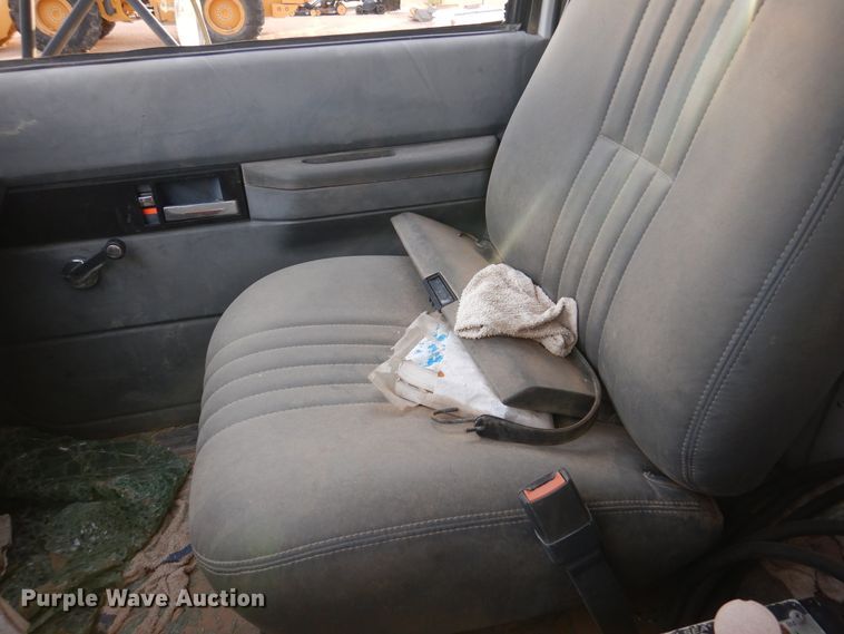 image for item DM6409 1999 Chevrolet C7500  dump truck