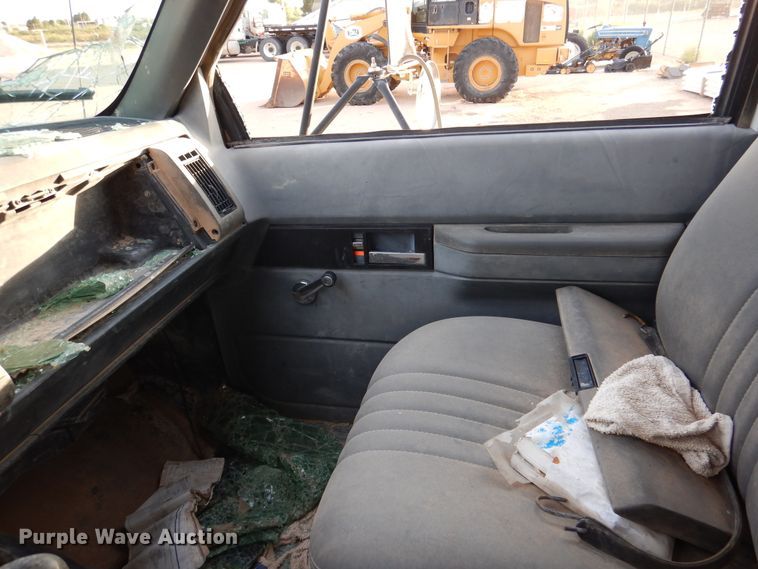 image for item DM6409 1999 Chevrolet C7500  dump truck