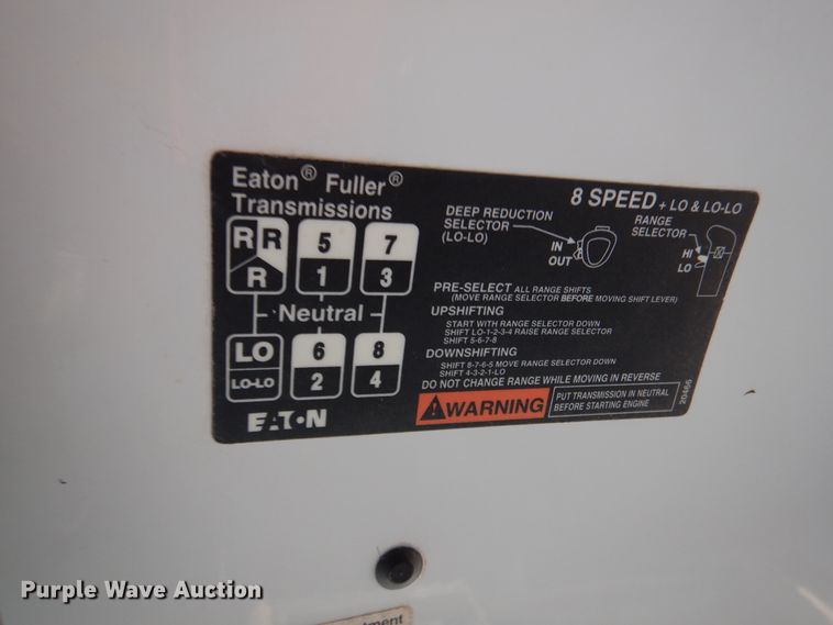 image for item DM6409 1999 Chevrolet C7500  dump truck