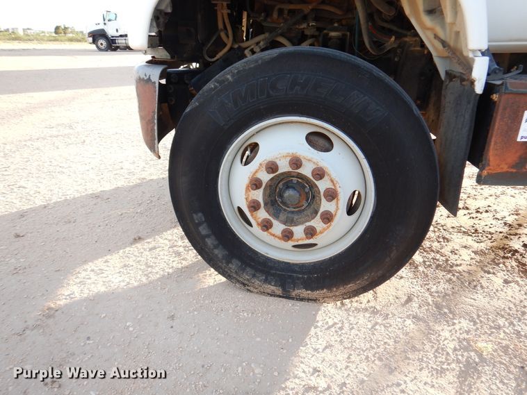 image for item DM6409 1999 Chevrolet C7500  dump truck