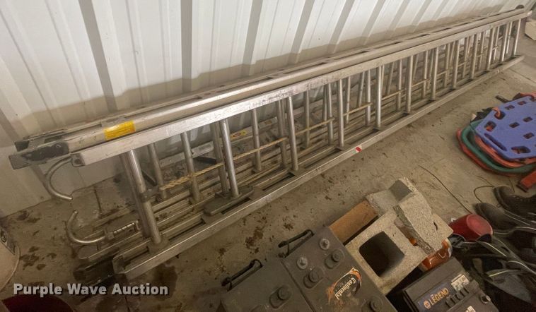 image for item GG9486 Extension ladder