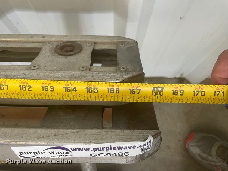 image for item GG9486 Extension ladder