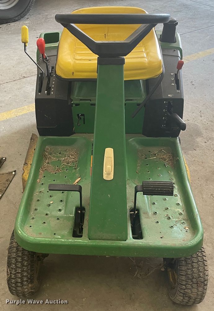 image for item GG9488 John Deere GX75  lawn mower