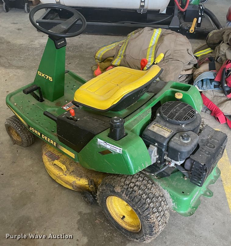 image for item GG9488 John Deere GX75  lawn mower