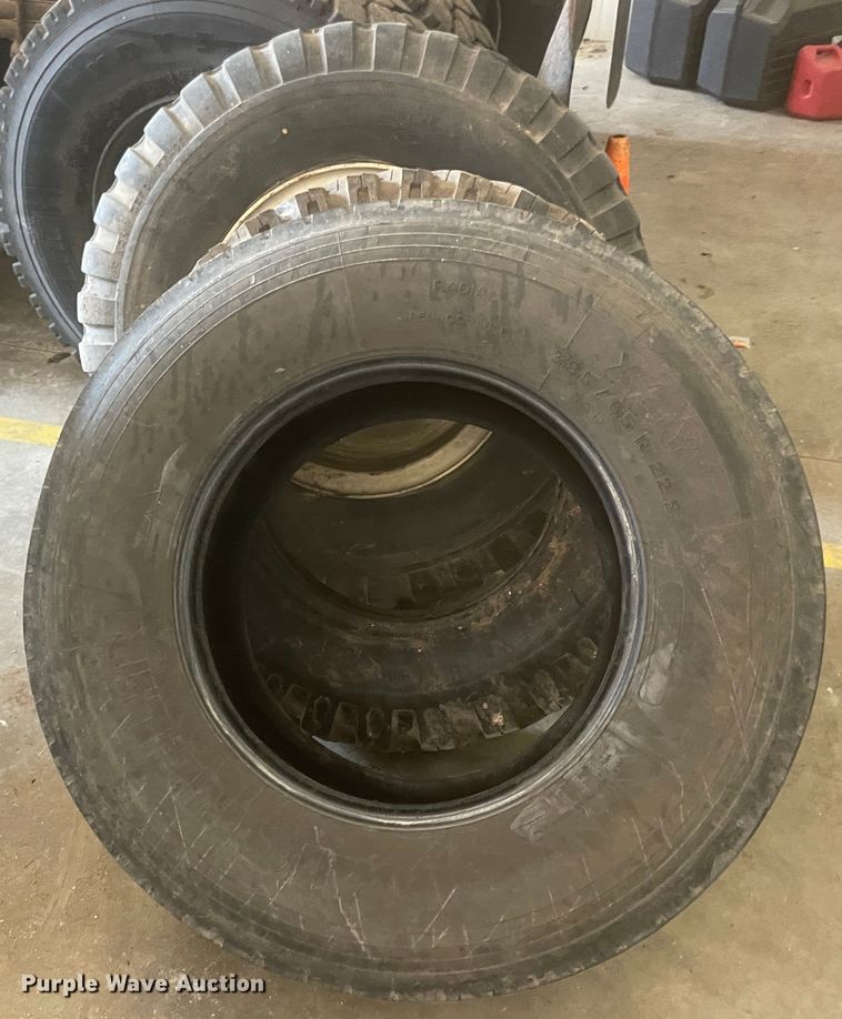 image for item GG9491 (3) tires