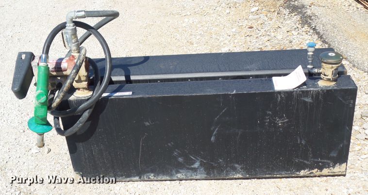 image for item HF9962 Dee Zee  auxiliary fuel tank