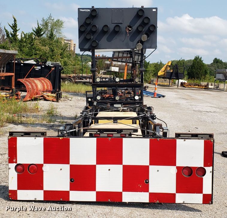 image for item IC9898 Energy Absorption Systems  crash attenuator