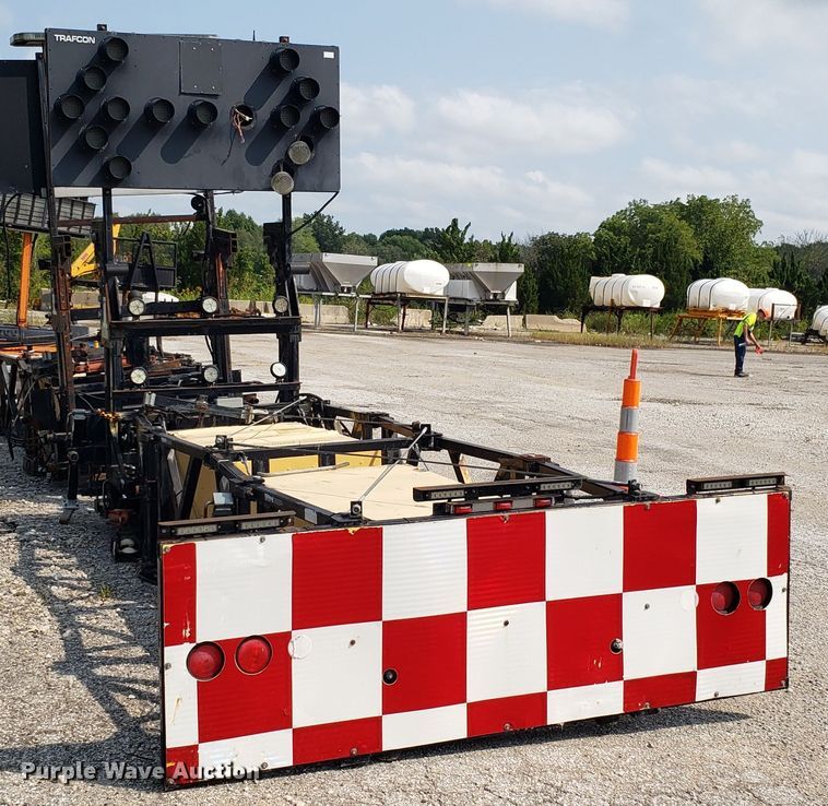 image for item IC9898 Energy Absorption Systems  crash attenuator